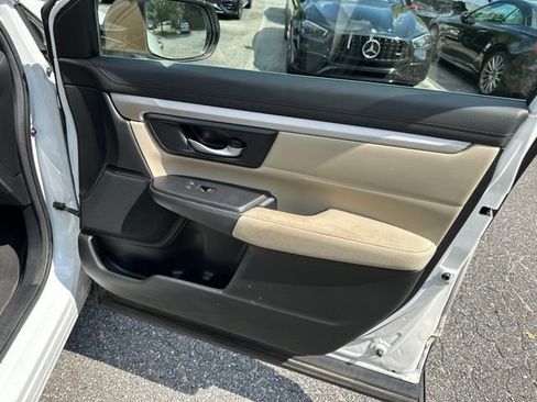 Used 2019 Honda CR-V LX image 19