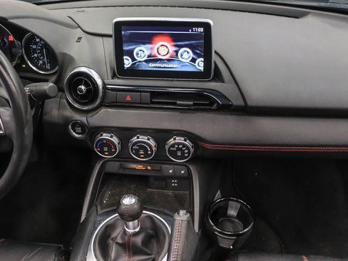 Used 2016 MAZDA MX-5 Miata Grand Touring RWD image 18