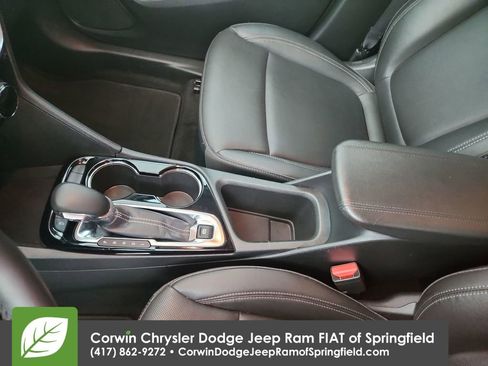 Used 2024 Buick Encore GX Sport Touring image 29