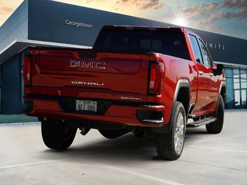 Used 2023 GMC Sierra 3500 Denali image 5