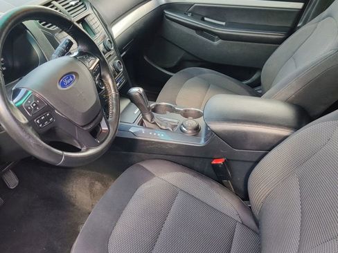Used 2016 Ford Explorer XLT image 15