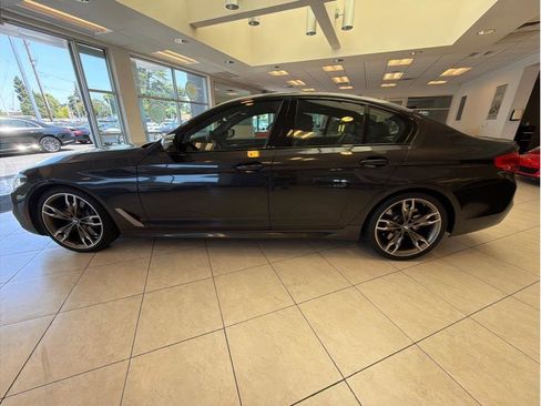 Used 2020 BMW M550i xDrive w/ Premium Package AWD/4WD image 8