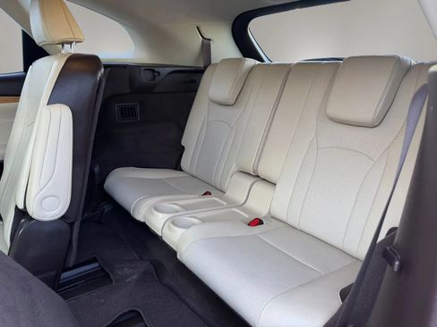 Used 2019 Lexus RX 450hL Premium w/ Premium Package AWD/4WD image 16