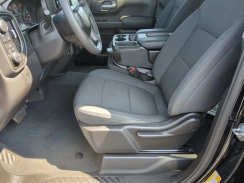 Used 2021 Chevrolet Silverado 1500 Custom AWD/4WD image 16