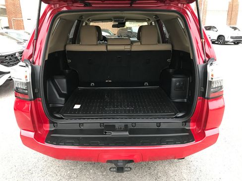 Certified 2021 Toyota 4Runner SR5 image 23