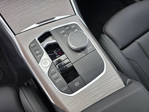 New 2026 BMW 330i Sedan w/ Convenience Package RWD image 17