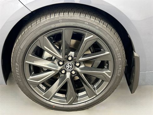 New 2025 Toyota Corolla SE image 9