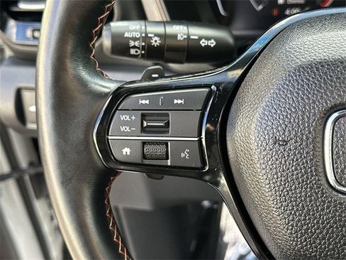 Used 2024 Honda Pilot TrailSport image 35