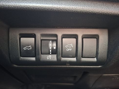 Used 2022 Subaru Outback Premium AWD/4WD image 25