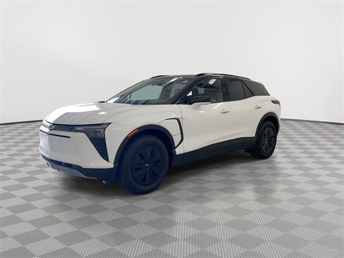 New 2025 Chevrolet Blazer EV LT image 6