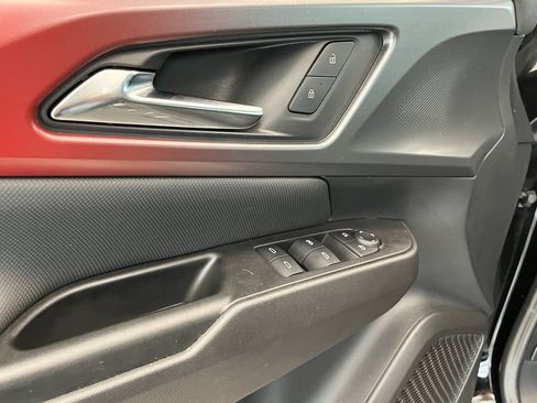 Certified 2024 Chevrolet Equinox EV RS image 15