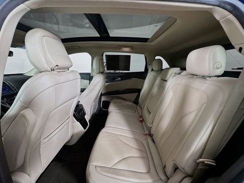 Used 2020 Lincoln Nautilus Reserve image 29