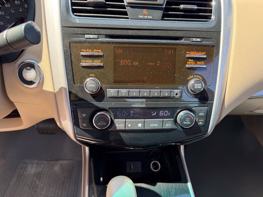 Used 2013 Nissan Altima 2.5 SV FWD image 25