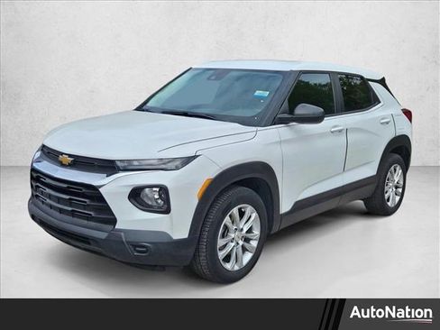 Used 2021 Chevrolet TrailBlazer LS image 1