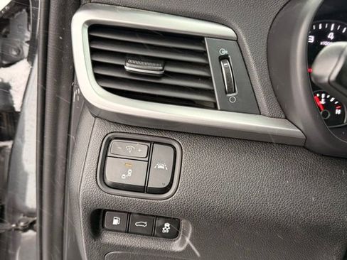 Used 2020 Kia Optima SE image 25