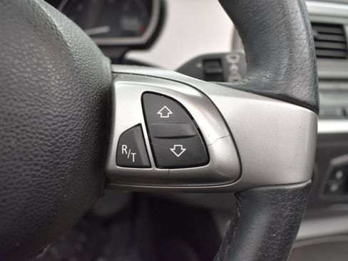 Used 2004 BMW Z4 2.5i RWD image 26