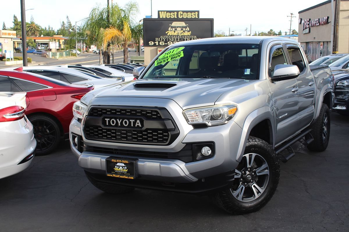 Used 2017 Toyota Tacoma TRD Sport RWD image 39