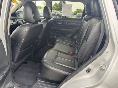 Used 2018 Nissan Rogue SL FWD image 26