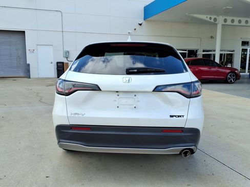 Used 2024 Honda HR-V Sport image 13