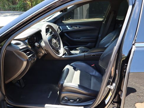 Used 2018 Cadillac CTS V w/ Carbon Fiber Package RWD image 20