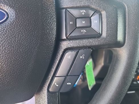 Used 2017 Ford F150 XLT RWD image 13