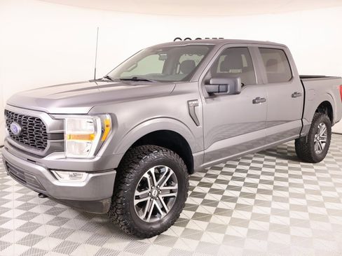 Used 2022 Ford F150 XL w/ STX Appearance Package image 10