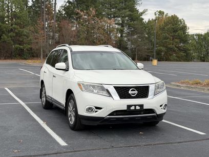 Used 2014 Nissan Pathfinder SL w/ SL Tech Package