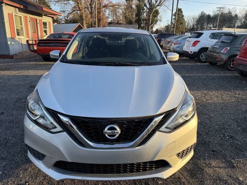 Used 2017 Nissan Sentra S FWD image 5