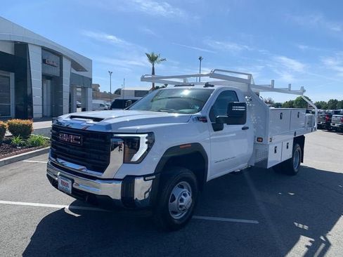 New 2026 GMC Sierra 3500 Pro w/ Convenience Package AWD/4WD image 2