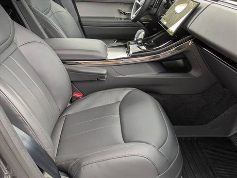 New 2027 Land Rover Range Rover Sport SE AWD/4WD image 18