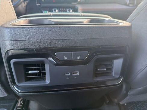 Used 2025 GMC Sierra 2500 AT4 AWD/4WD image 12