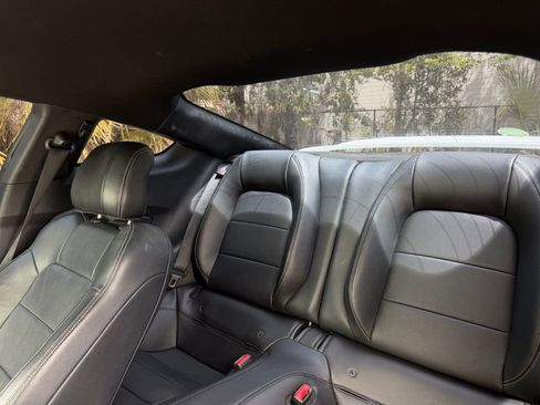 Used 2015 Ford Mustang GT Premium image 23