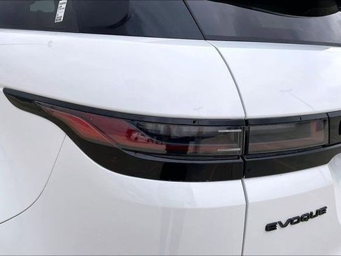 Used 2026 Land Rover Range Rover Evoque S image 36