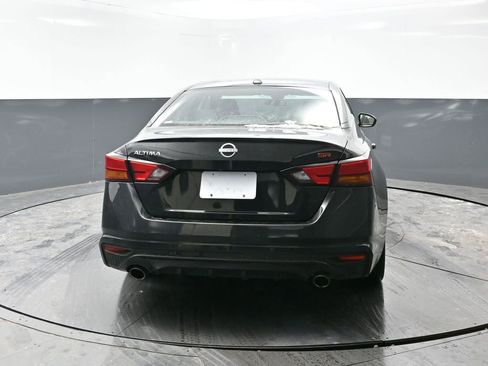 Used 2024 Nissan Altima 2.5 SR image 12