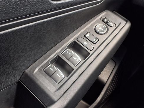 Used 2025 Honda Accord LX image 19