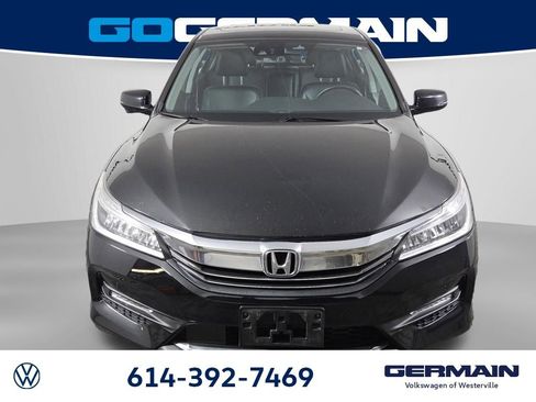Used 2016 Honda Accord Touring image 3