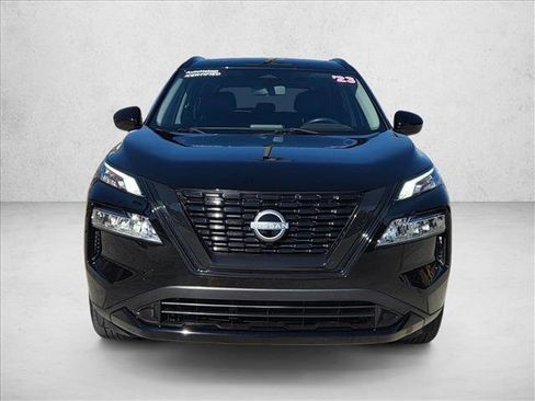 Used 2023 Nissan Rogue SV w/ SV Premium B Package image 2