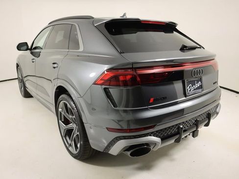 New 2026 Audi RS Q8 performance image 3