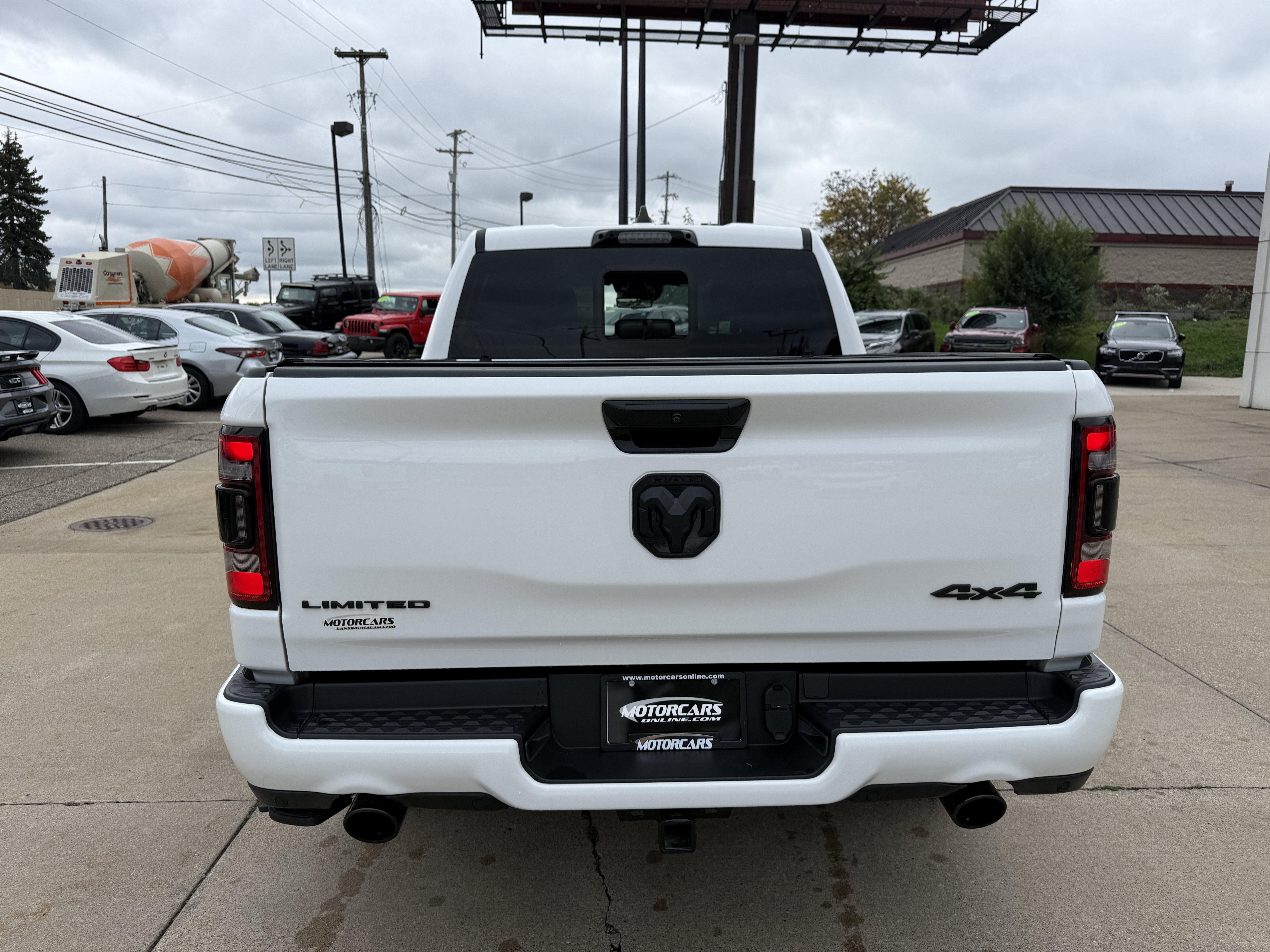 Used 2023 RAM 1500 Limited AWD/4WD image 9