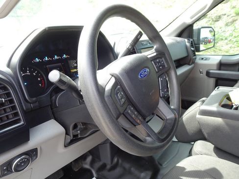 Used 2019 Ford F150 XL w/ Equipment Group 101A Mid AWD/4WD image 14