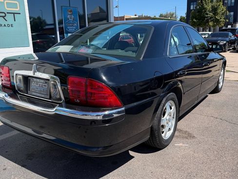 Used 2001 Lincoln LS RWD image 2