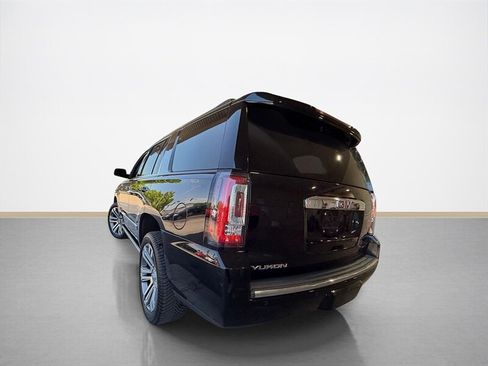 Used 2018 GMC Yukon Denali w/ Denali Ultimate Package AWD/4WD image 6
