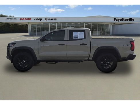 Used 2024 Chevrolet Colorado Trail Boss AWD/4WD image 6