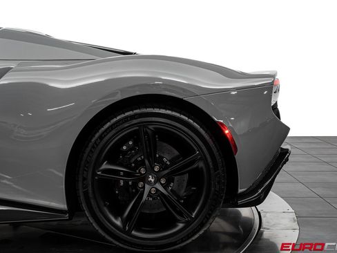 Used 2024 Ferrari 296 GTS RWD image 22