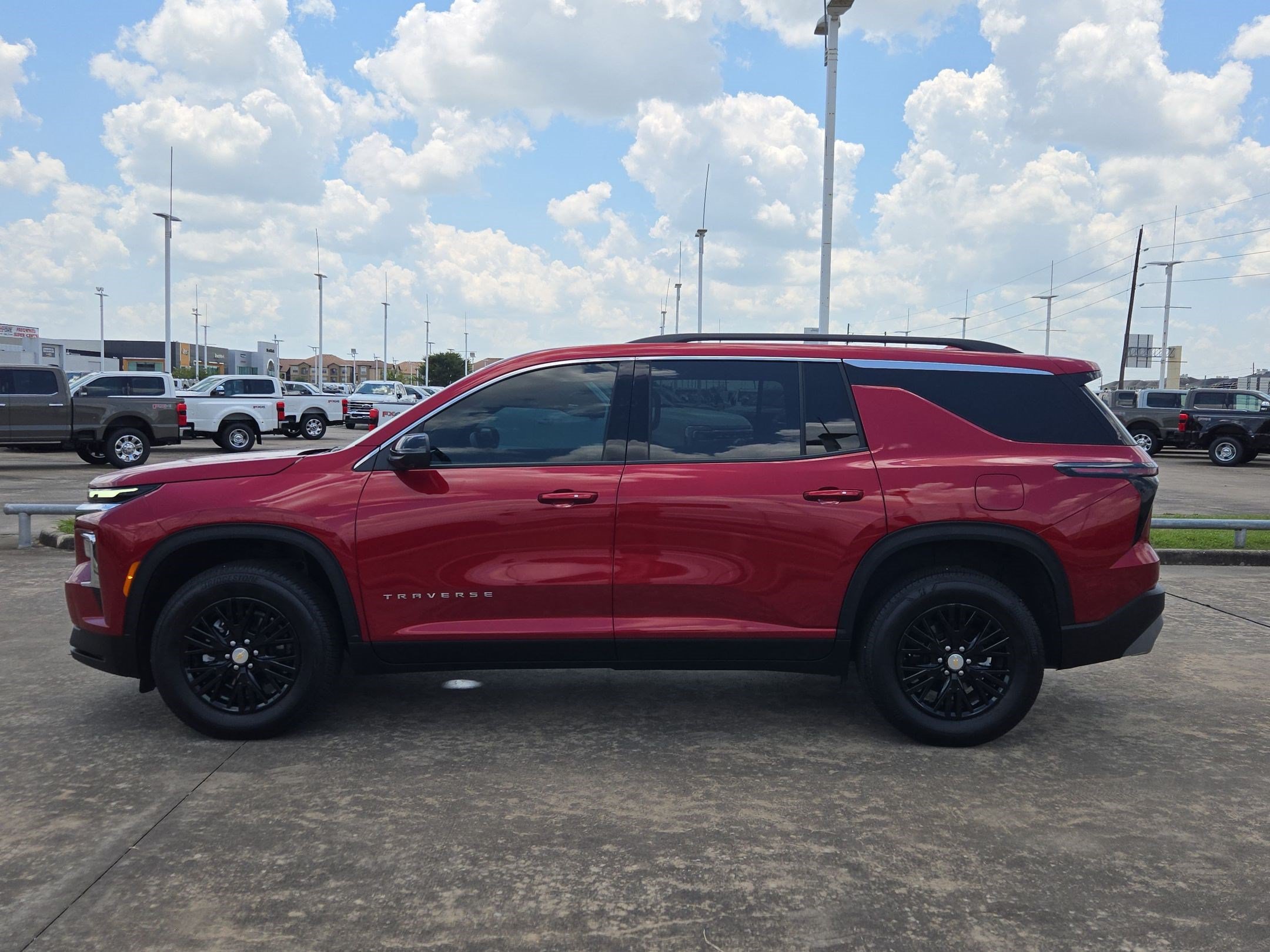 Used 2026 Chevrolet Traverse LT w/ Driver Confidence Package FWD image 7