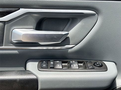 Used 2021 RAM 1500 Big Horn RWD image 17