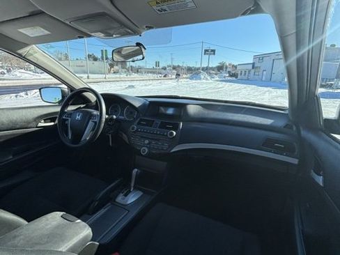 Used 2012 Honda Accord LX image 19