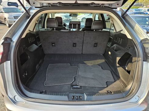 Used 2022 Ford Edge SEL image 19