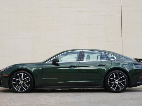 Used 2025 Porsche Panamera 4S w/ Premium Package AWD/4WD image 9