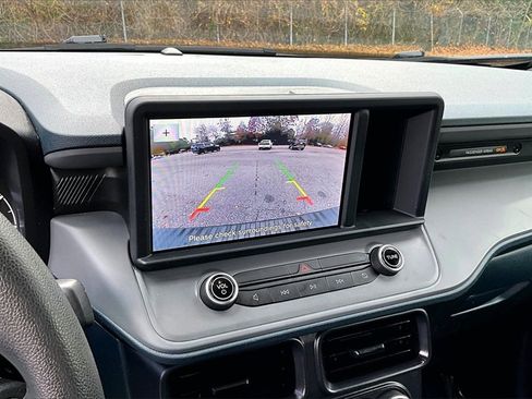 Used 2022 Ford Maverick XL image 14